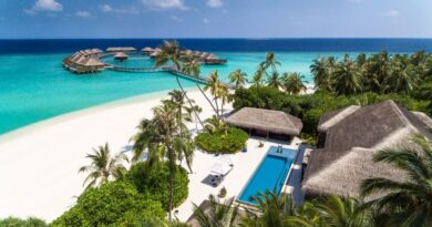 VELAA PRIVATE ISLAND | Ultra-luxe resort in the Maldives (full tour)